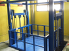 Ascenseur hydraulique adapté aux besoins du client d'ascenseur de cargaison de double rail de guide utilisé dans l'atelier/entrepôt d'usine 