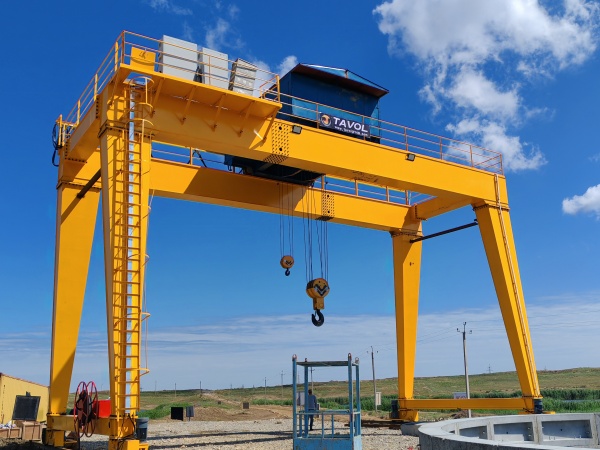 Des grues à portique MG de haute qualité mises en service avec succès pour un projet d'infrastructure métropolitaine appartenant à l'État en Azerbaïdjan