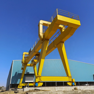 Brand Tavol Brand Tour Double Girder Gantery Cranes avec treuil ouvert SWL jusqu'à 200 tonnes adaptées dans des conditions de travail chargées et lourdes