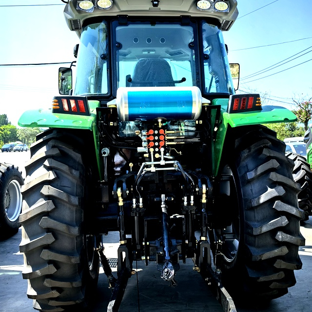 Tracteur à roues robuste Big Tire 160hp avec cabine AC 
