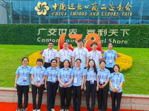 Focus sur le premier jour de la Foire de Canton, les produits Tavol brillent