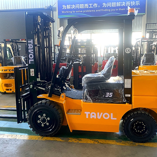 Chariot élévateur diesel 3-3,5 tonnes CPCD36 - Groupe Tavol