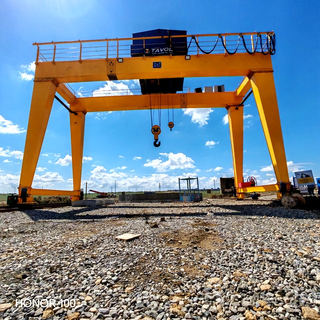 Grue à portique robuste à double poutre de 200 tonnes avec chariot à treuil ouvert