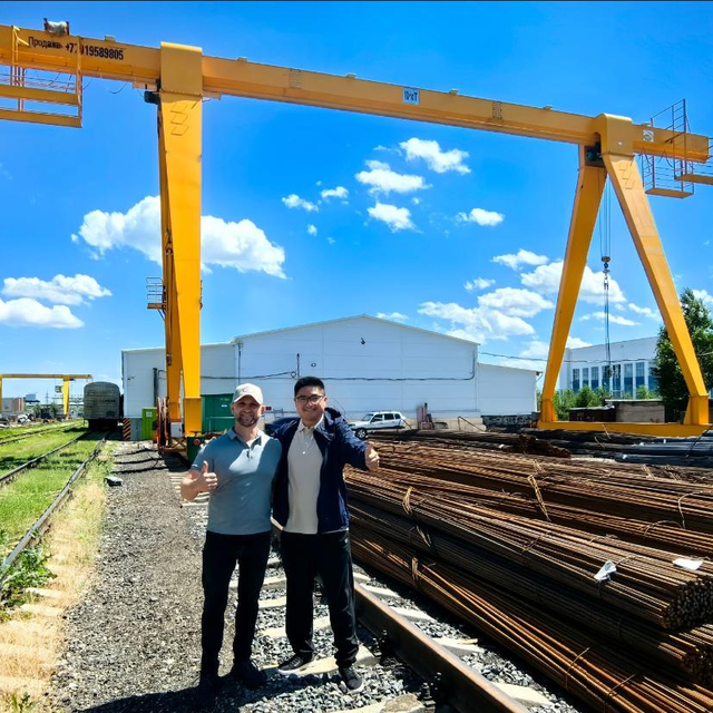 Grue à portique de type treillis MH de 10 à 25 tonnes avec porte-à-faux pour une utilisation en extérieur